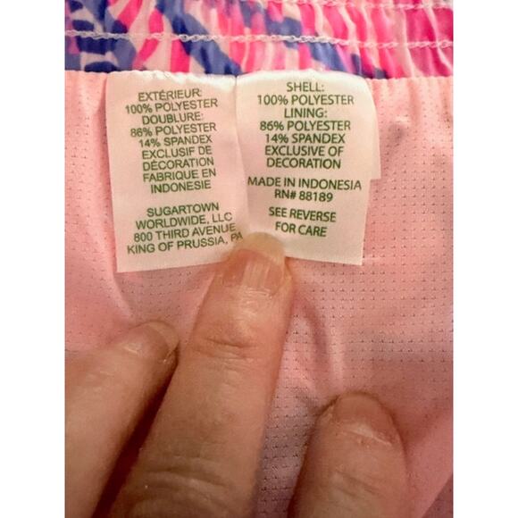 Lilly Pulitzer Luxletic 4” Runaround Shorts Size Large - Picture 7 of 9